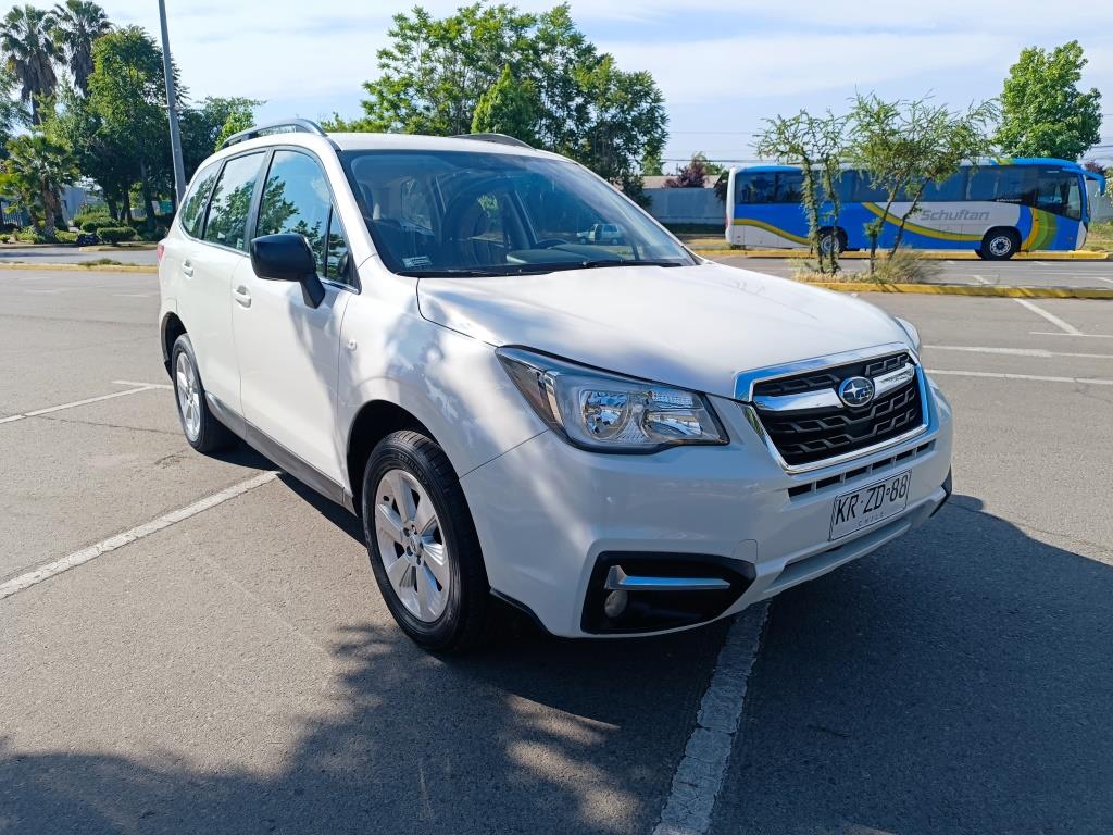 SUBARU FORESTER 2.0i AWD CVT XS